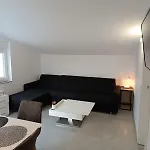 Harizma Apartment