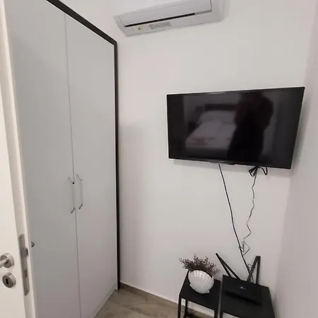 Harizma Апартаменты Примоштен