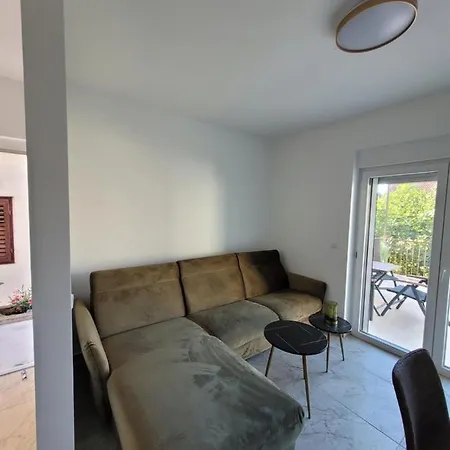 Harizma Apartment