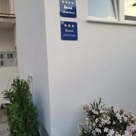 Harizma Apartment *