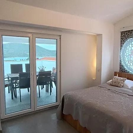 Harizma * Primošten