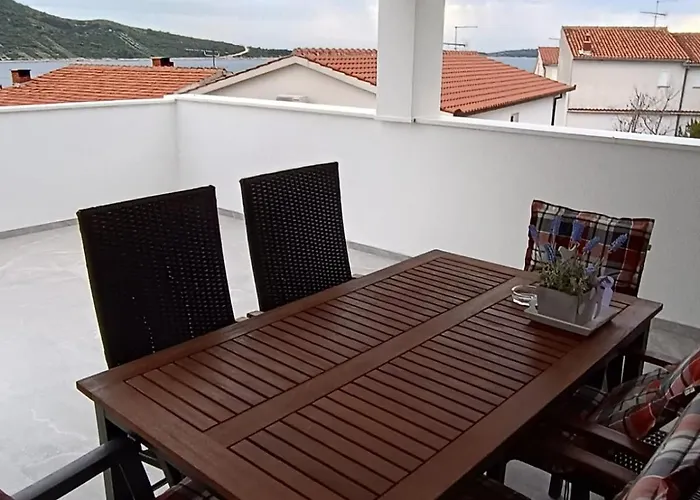Appartement Harizma Primošten